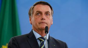 Deputado distrital pede impeachment de Bolsonaro