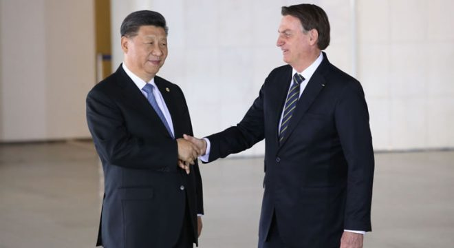 Bolsonaro conversa presidente da China e diz que reforçou 'laços de amizade'