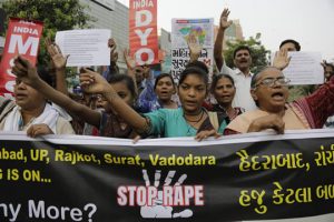 Índia executa quatro homens condenados por estupro coletivo