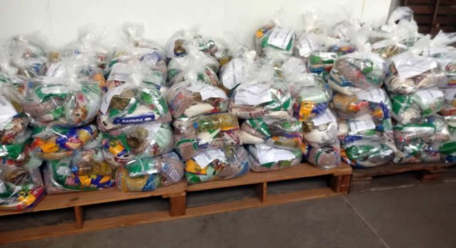 Juazeiro entrega merenda escolar para 756 famílias; 1.330 receberão nesta sexta, 17