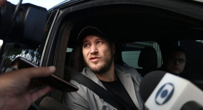 Diego Alemão deixa prisão em Curitiba após pagar fiança no valor de R$ 7 mil