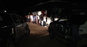 Ônibus clandestino que vinha de São Paulo abordado na BR-116 em Ipaumirim