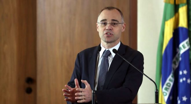 Na pasta da Justiça, Mendonça diz que continuará desenvolvendo 'trabalho técnico'