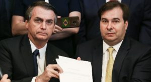 Planalto age para fazer sucessor de Maia na presidência da Câmara