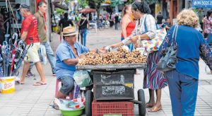 'Invisíveis', 5,5 milhões de informais correm risco de perder ajuda de R$ 600