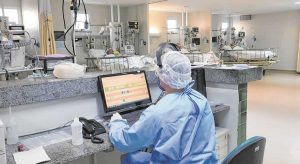 Casos de Covid-19 no interior do Ceará disparam e preocupam rede hospitalar