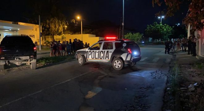 Discussão em loja termina com um homem morto em frente a posto de saúde