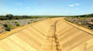 Bolsonaro deve vir ao Ceará para a chegada das águas da Transposição