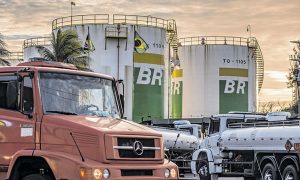 Caminhoneiros pedem congelamento do diesel para cálculo da tabela do frete