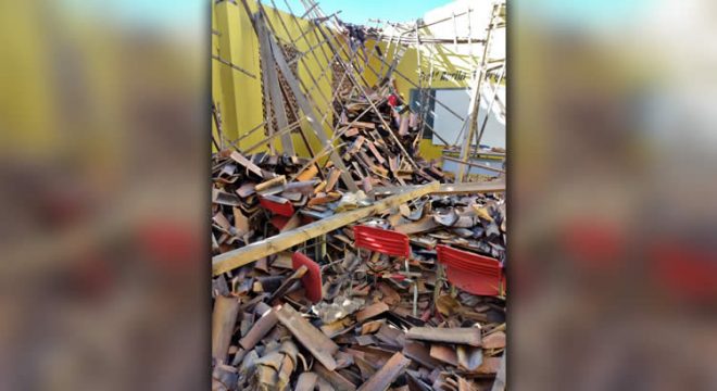 Teto de sala de aula escola desaba no Ceará; ninguém ficou ferido