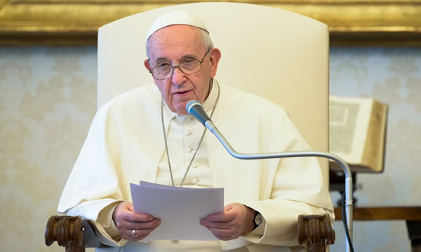 Preocupado com o avanço da Covid-19, papa Francisco liga para arcebispo de São Paulo