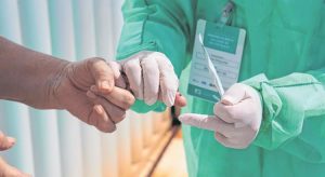 43% dos exames para Covid-19 dão resultado positivo no Ceará