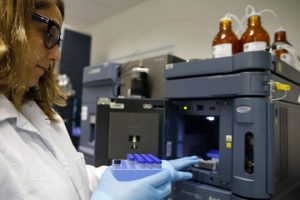 Funcap e Fiocruz lançam edital com R$ 2 milhões para pesquisas contra a Covid-19 no Ceará