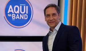 Diretor da Band proíbe menção a Bolsonaro e manda fiscalizar reprises de Lacombe