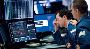 Bolsas caem mundo afora após frustrante alta de casos de Covid-19