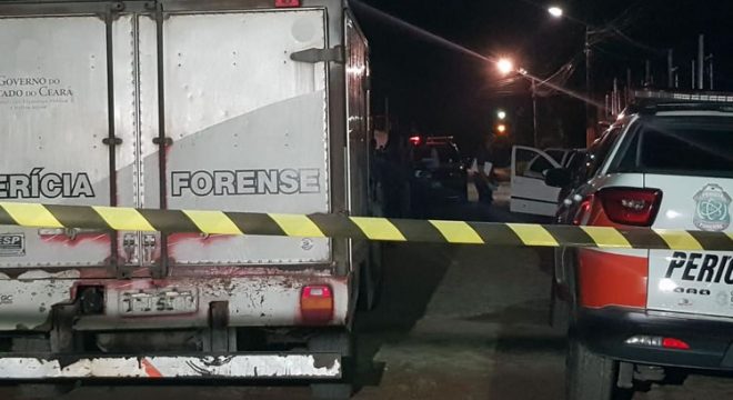 Motorista de aplicativo é morto dentro de carro após ser interceptado por veículo