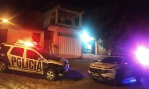 Dono de mercantil é morto a tiros por falsos clientes dentro do próprio comércio