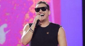 Wesley Safadão anuncia live do Garota Vip com participação surpresa