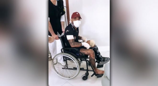 Nego do Borel estava com CNH suspensa durante acidente de trânsito