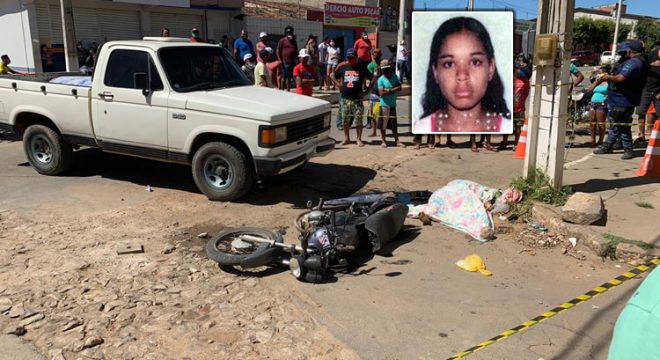 Mãe e filha morrem em Jardim após a moto ser abalroada por um carro