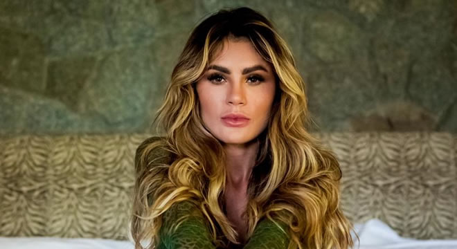 Bailarina do Faustão é presa por desacato após festa em Santa Catarina