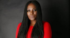 Ex-Rouge Karin Hils solicitou auxílio emergencial e conta que sua vida virou do avesso na pandemia