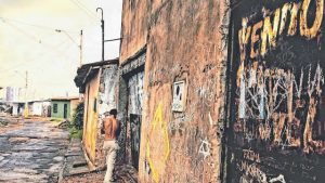 Auxílio de R$ 600 tira provisoriamente 72% da extrema pobreza, diz ministério