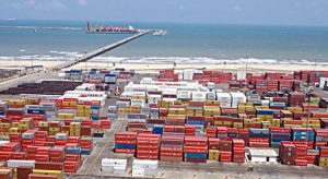 Crise mundial faz Brasil depender cada vez mais de exportações para a China