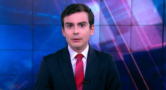 Dudu Camargo é surpreendido por intimação da polícia no SBT