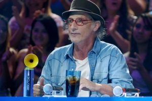 Morre aos 71 anos o produtor musical e jurado de TV Arnaldo Saccomani