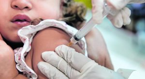 Vacina da BCG evita aumento de mortes pela Covid-19, diz estudo