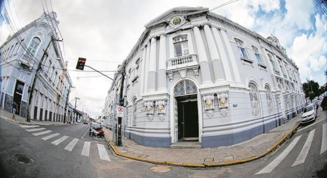 Para compensar perdas, Estado reduz gastos em R$ 1 bilhão em 2020