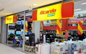 Ricardo Eletro demite 3.500, fecha todas as lojas e pede recuperação judicial