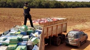 Polícia faz em MS maior apreensão de droga da história do país