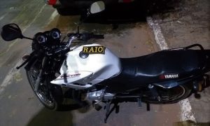 Dupla abordada numa barreira em Juazeiro estava com moto roubada em Crato