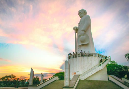 Estátua do Padre Cícero é patrimônio histórico e cultural do Estado do Ceará