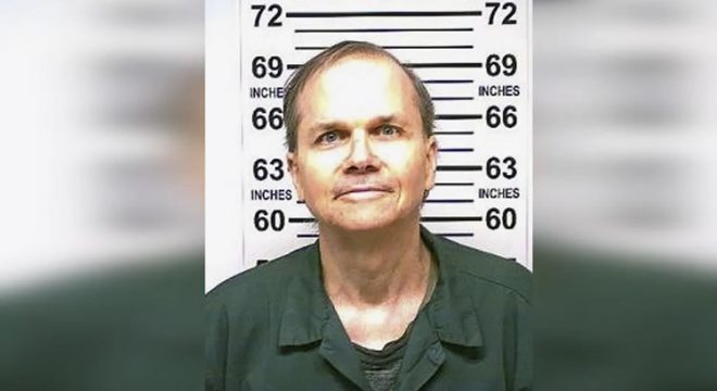Assassino de John Lennon tem liberdade condicional negada pela 11ª vez