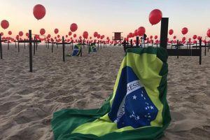 Brasil supera 100 mil mortes pela Covid-19, segundo veículos de imprensa