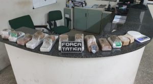 Força Tática apreende oito quilos de maconha e crack em Tabuleiro do Norte