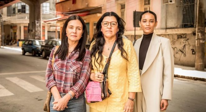 Gravações de 'Salve-se quem puder' e 'Amor de mãe' são retomadas nesta segunda-feira (10)