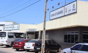 Mulher é morta a tesouradas em loja e colega de trabalho é presa suspeita do crime