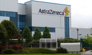 Testes com vacina contra novo coronavírus são suspensos após reações adversas