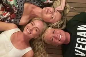 Angélica, Xuxa e Eliana se reencontram e posam juntas: 'Todo mundo tá feliz'