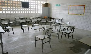 Aulas presenciais da rede estadual do Ceará não voltam no dia 1º de outubro