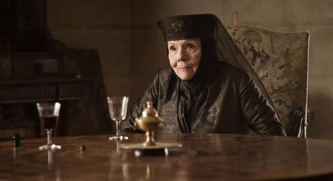 Diana Rigg, atriz de 'Game of Thrones', morre aos 82 anos
