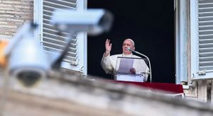 Fofoca é uma praga pior que o coronavírus, afirma o Papa Francisco