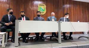 Polícia prende suspeitos de assalto a bancos e apreende mais de R$ 100 mil roubados de agências