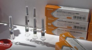 Vacina chinesa contra o coronavírus deve entrar no calendário de vacinação a partir de janeiro