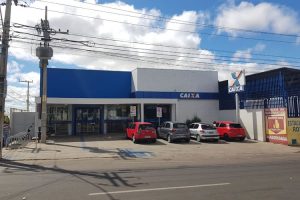 Mulher presa acusada de estelionato na CEF em Juazeiro e um homem por roubo