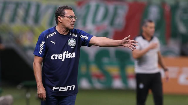 Palmeiras demite Vanderlei Luxemburgo após derrota para o Coritiba - Site  Miséria